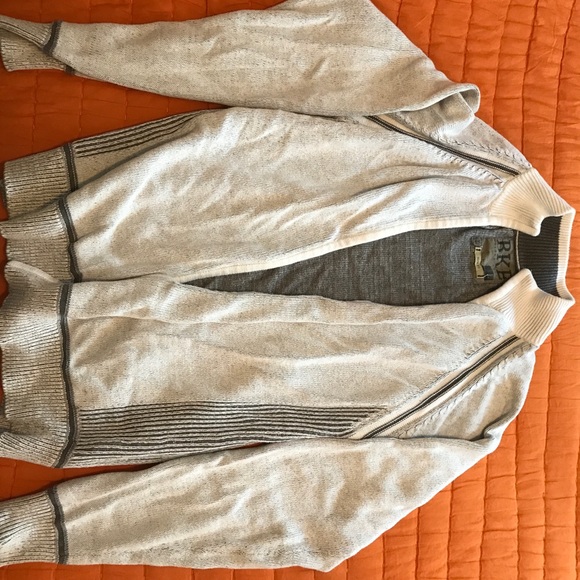 Sweater - Picture 1 of 1